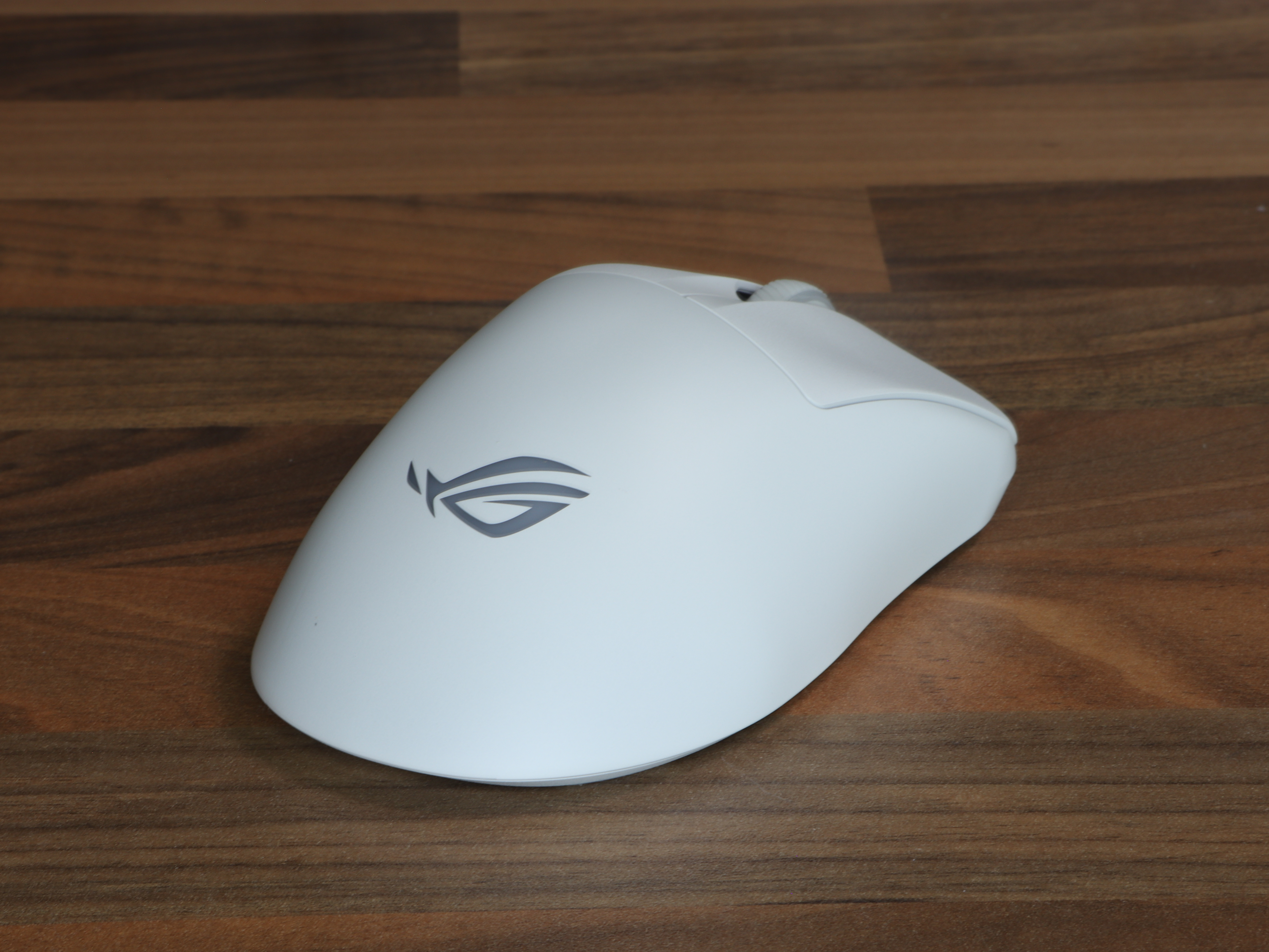 Keris II Origin ASUS ROG wireless gaming mouse AimPoint Pro Micro Switch II fast performance.JPG